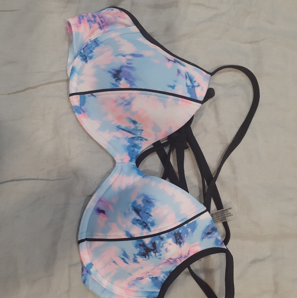 Bathing suit top